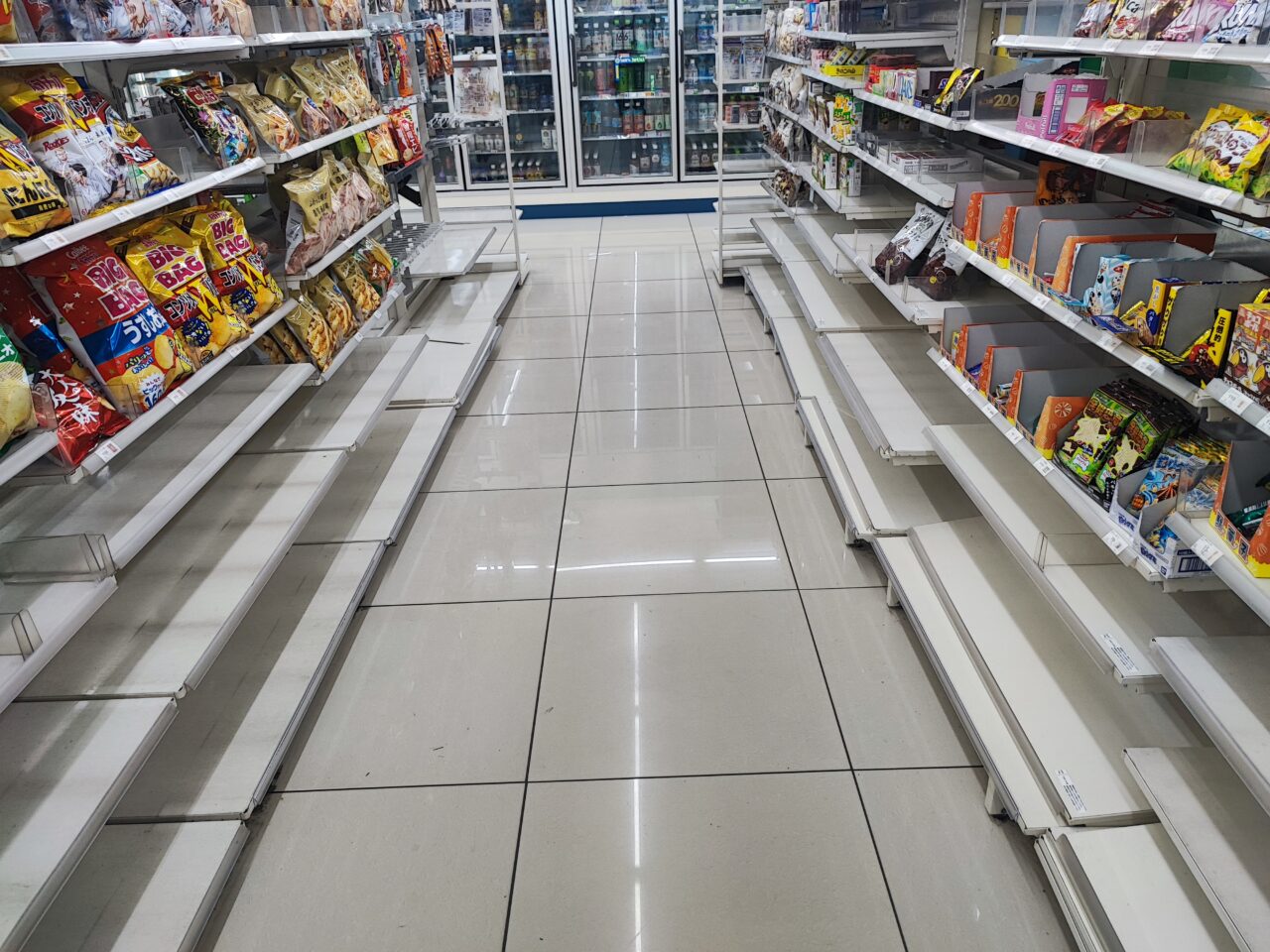 ファミマ白岡東口店