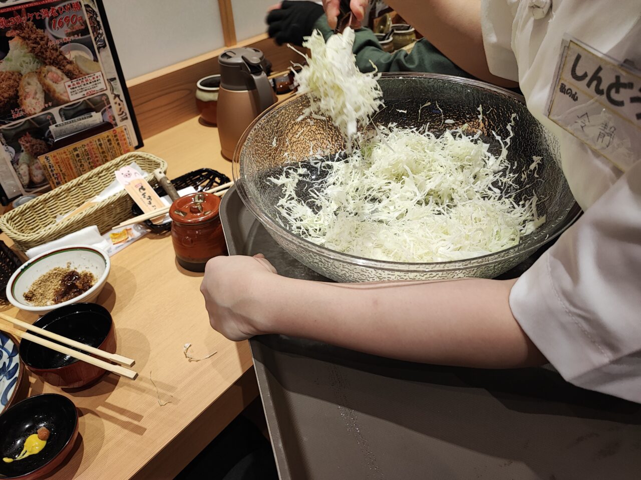 「厚切とんかつよし平 白岡店」オープン