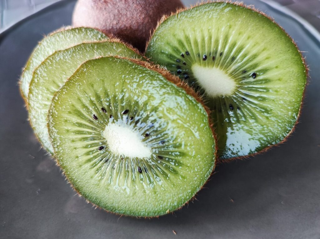 榎本フルーツファームのキウイの販売