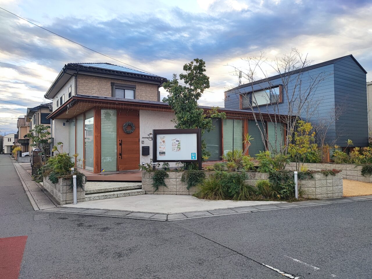 まちの寺子屋 coco「mini hug marché」