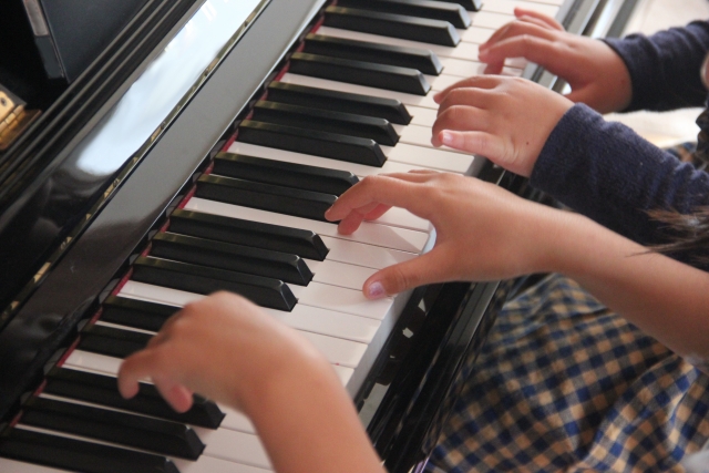 ピアノYouTuberみやけんとストピキッズによるコンサート
