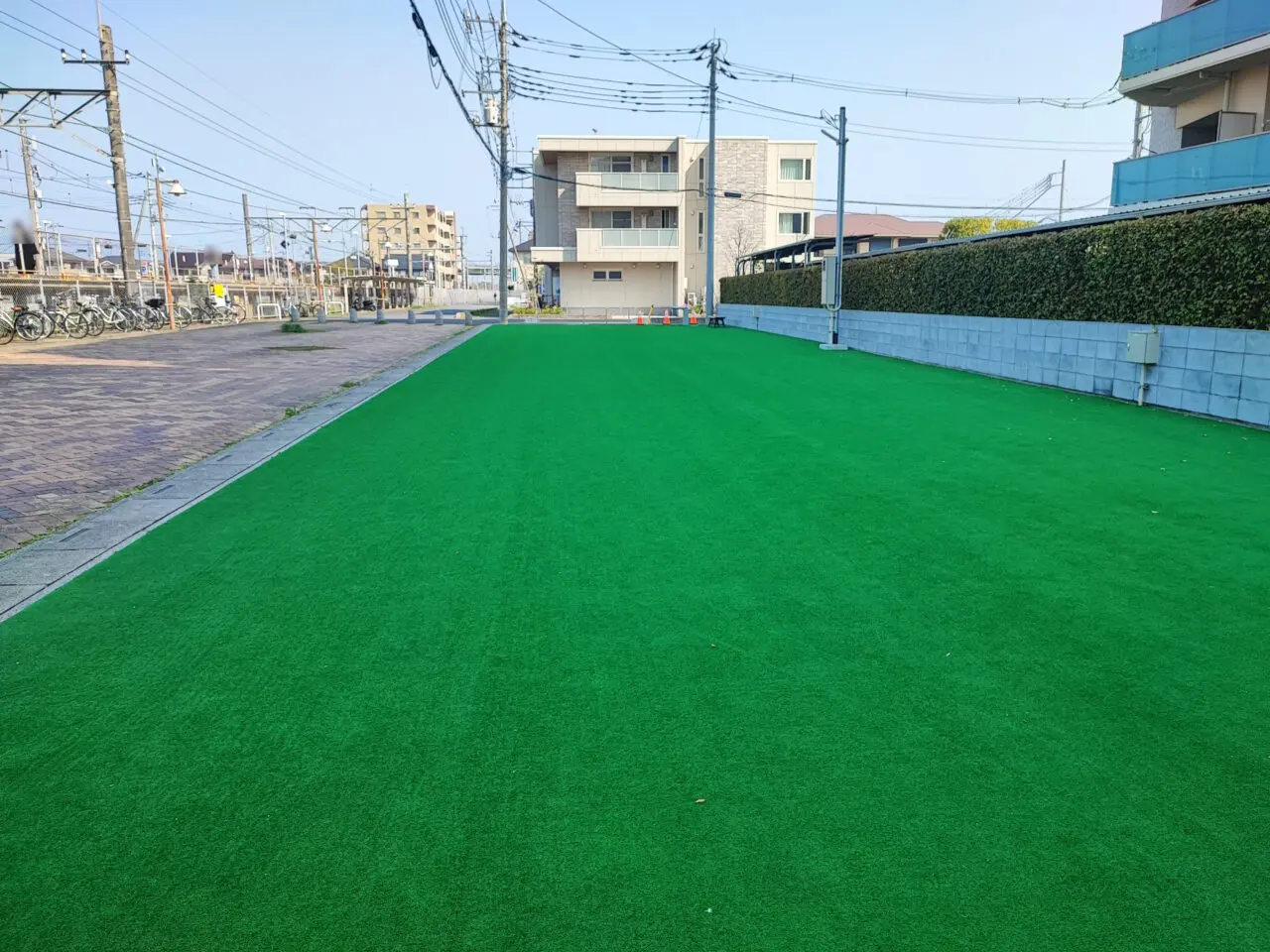 新白岡駅東口交番北側広場「しんしらひろば」オープン