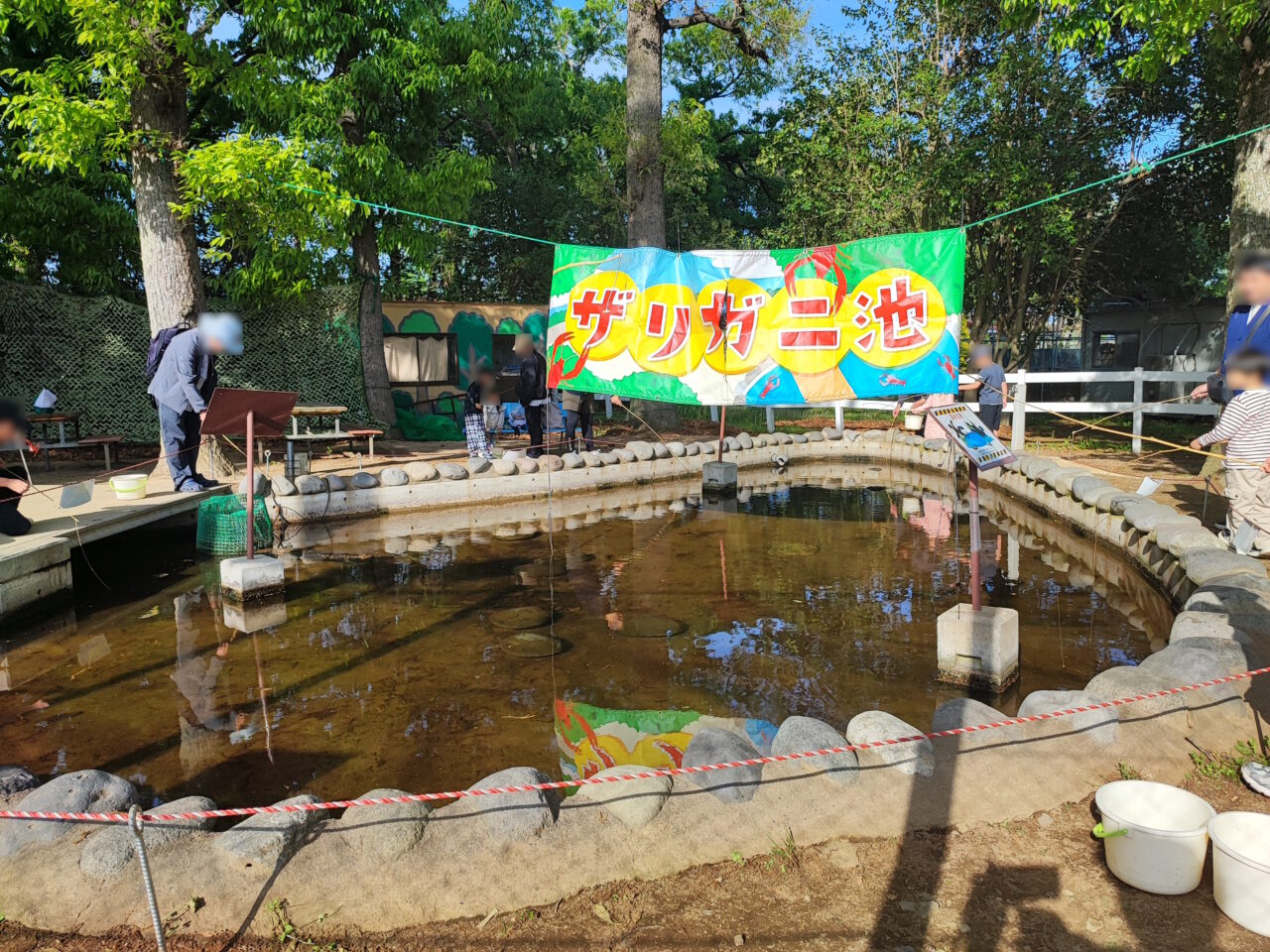 東武動物公園でザリガニ釣り体験「ザリ池パーク2026」