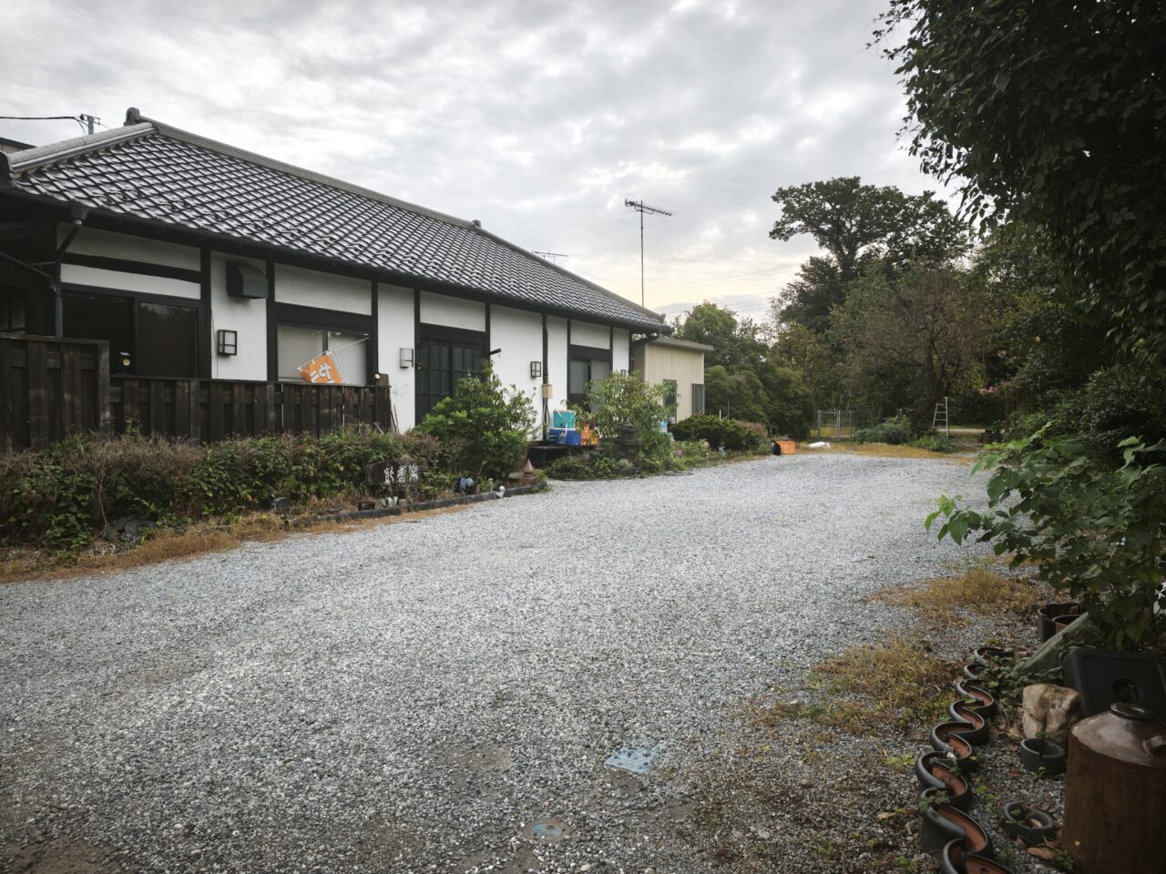 はぐはうす「紫香楽（しこうらく）」